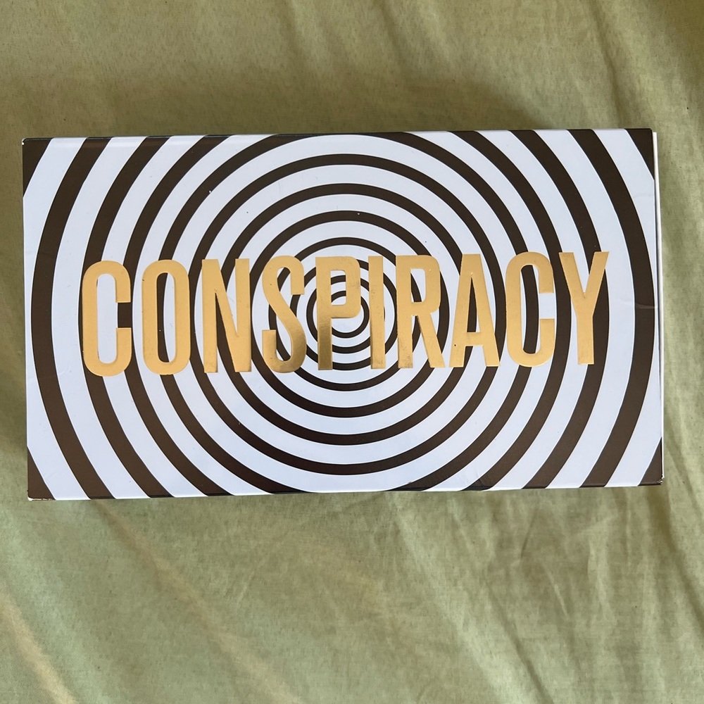 Shane Dawson Conspiracy Palette